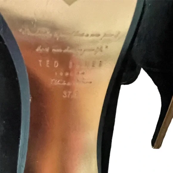 Ted Baker Black Suede Bow Heels - Picture 5 of 6